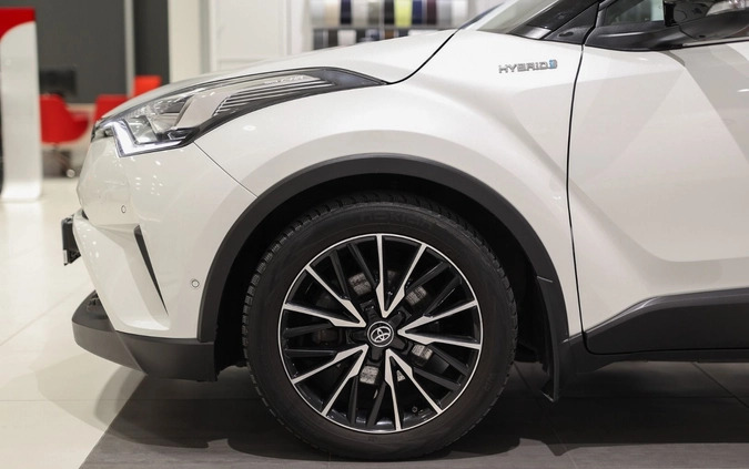 Toyota C-HR cena 93850 przebieg: 107273, rok produkcji 2018 z Głuszyca małe 596